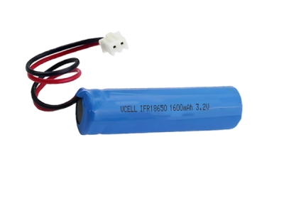 3.2V 1600mAH IFR18650 LiFePO4 Rechargeable Battery For Lights